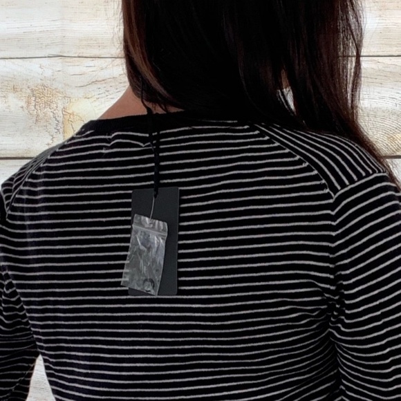 🌸 Fate Black White Striped Button Down Cardigan - Picture 3 of 5